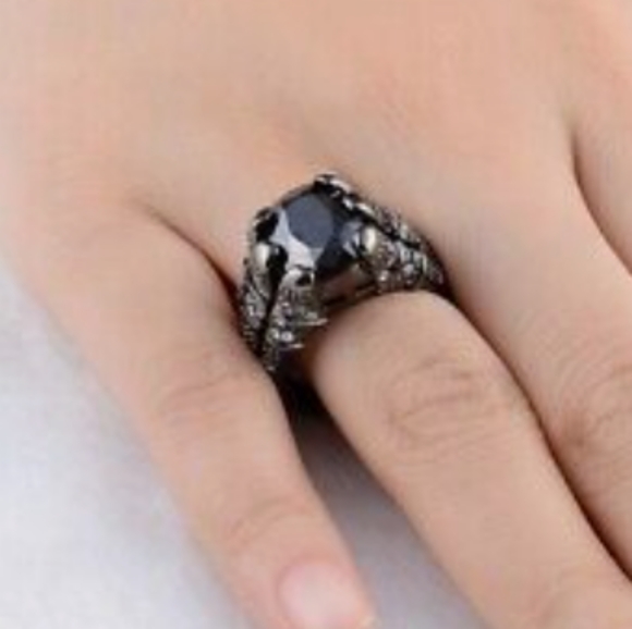 New size 9 black gold filled ring - Picture 2 of 3